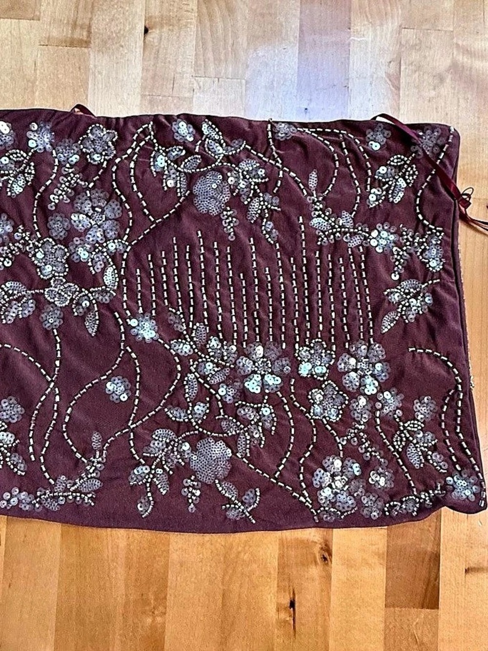 Romeo Beaded Sequin Crop Top in Purple Size Medium Like New